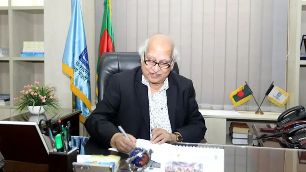 পদত্যাগ করলেন ইউজিসি চেয়ারম্যান