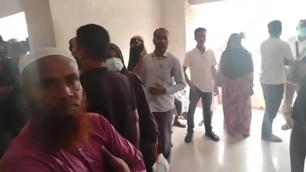 আদালতের ভেতরে সংঘর্ষ, আটক ৩