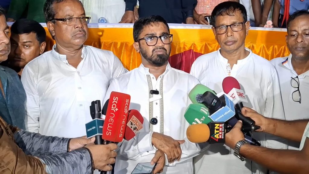 জামায়াত-এনসিপি আওয়ামী লীগকে নিয়ে মাঠে নামতে চায়: রাশেদ খান