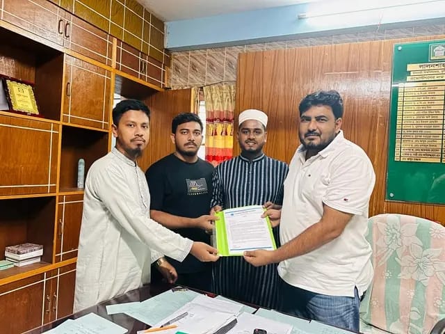শহীদ আনাস হলে অবৈধ শিক্ষার্থী অপসারণ ও সিট বরাদ্দে শিবিরের স্মারকলিপি
