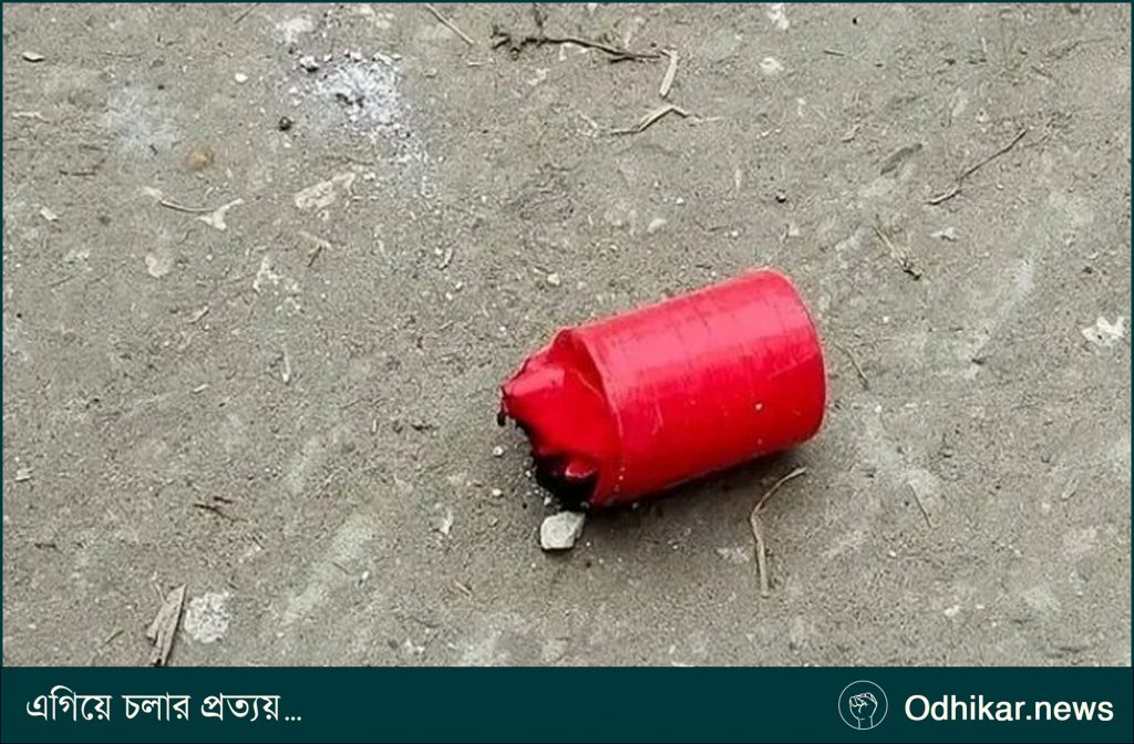 ধানমন্ডিতে দুই ককটেল বিস্ফোরণ, আটক ৩