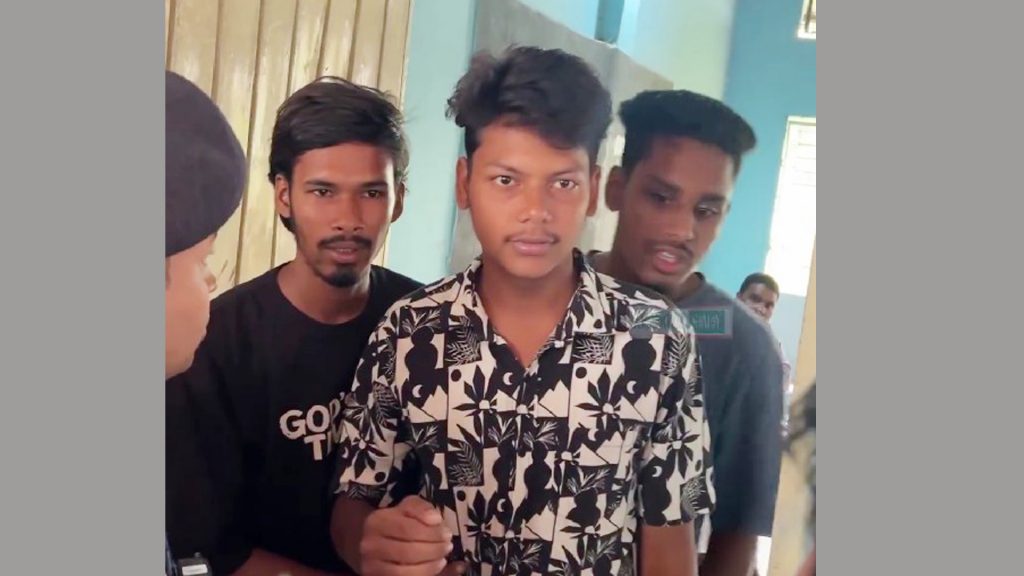 ঠাকুরগাঁওয়ে উপনির্বাচনে ৩ ভুয়া ভোটার আটক